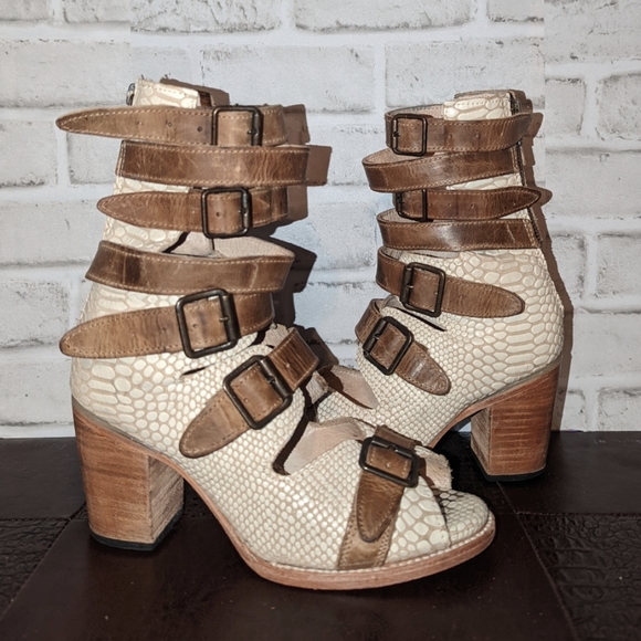 FreeBird Bond White Snake Bootie size 9 - Picture 9 of 11